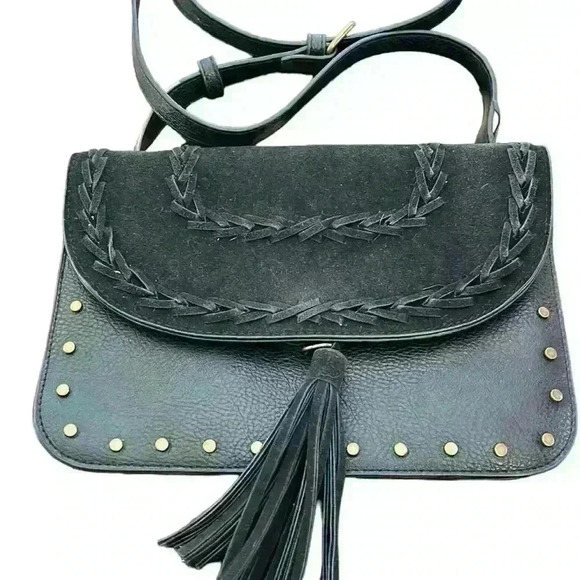 CURATIONS Woven Flap Gold Studded Leather Crossbody purse - Picture 1 of 7